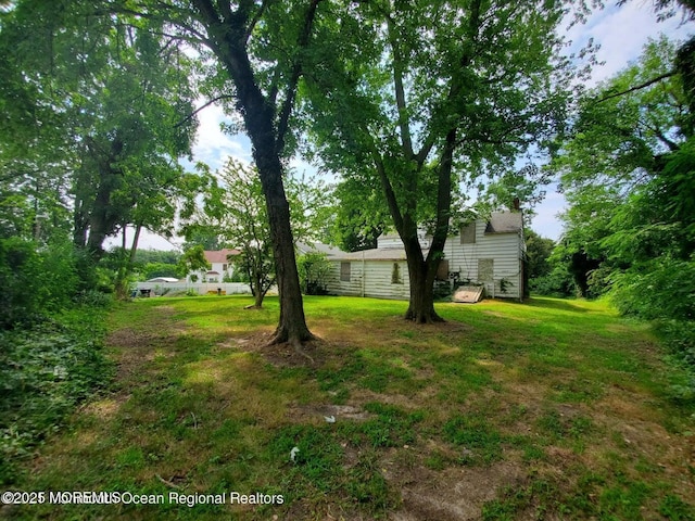 92 Compton St, Belford, NJ 07718 - view of yard