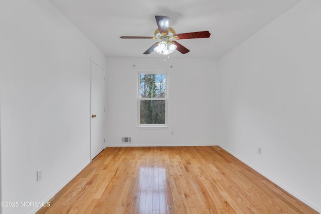 115 Leesville Rd, Jackson, NJ 08527 - unfurnished room with light wood-style flooring, visible vents, ceiling fan, and baseboards