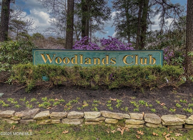 1792 Buttonwood Ave, Toms River, NJ 08755 - view of community sign