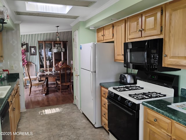 53 Pine Ridge Blvd, Whiting, NJ 08759 - kitchen with black appliances, dark countertops, crown molding, and pendant lighting