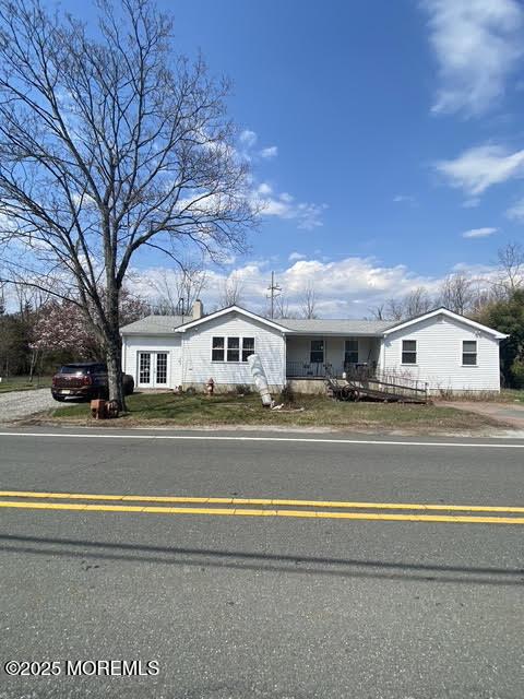 18 Arneytown Hornerstown Rd, Cream Ridge, NJ 08514 - view of front of property