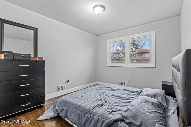 380 Evergreen Dr, Brick, NJ 08723 - bedroom featuring baseboards, dark wood-style floors, and visible vents