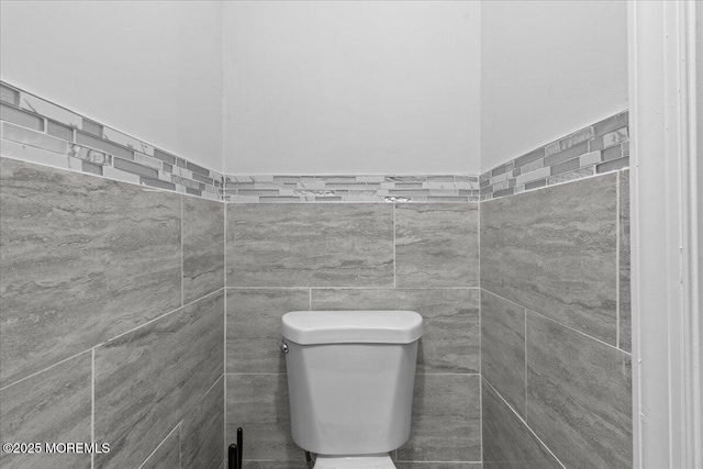 380 Evergreen Dr, Brick, NJ 08723 - bathroom featuring tile walls and toilet