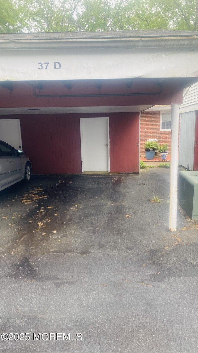 37D Cambridge Ct Unit 100D, Lakewood, NJ 08701 - view of garage