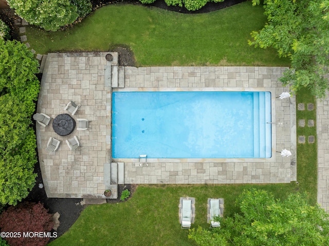491 Clinton Ave, Toms River, NJ 08753 - aerial view of a pool area