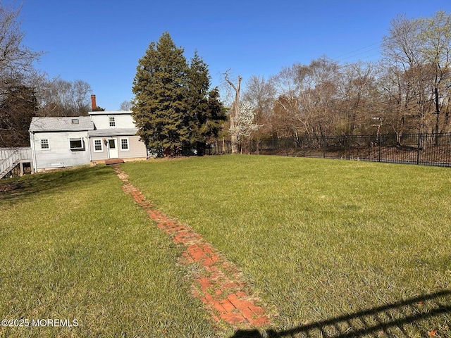 752 Amwell Rd, Hillsborough, NJ 08844 - view of yard with fence