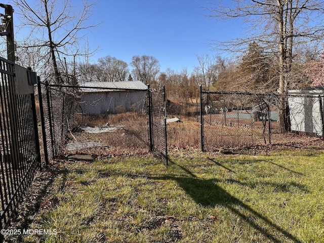 752 Amwell Rd, Hillsborough, NJ 08844 - view of yard featuring fence