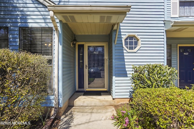 view of entrance to property