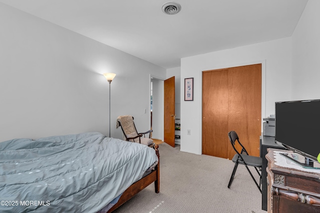 9 Banning Ct, Toms River, NJ 08757 - carpeted bedroom with visible vents