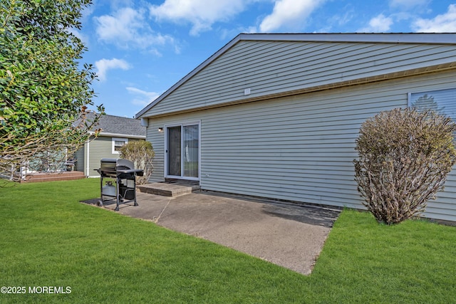 9 Banning Ct, Toms River, NJ 08757 - back of property featuring a patio area and a yard
