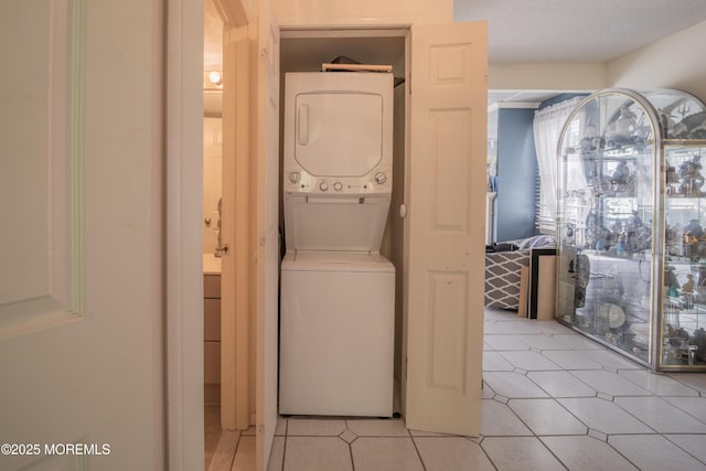 349 Harbor Vw, Forked River, NJ 08731 - laundry area with stacked washing machine and dryer