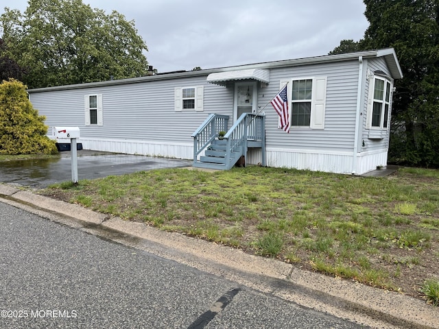6 Raccoon Ave, Whiting, NJ 08759 - view of manufactured / mobile home