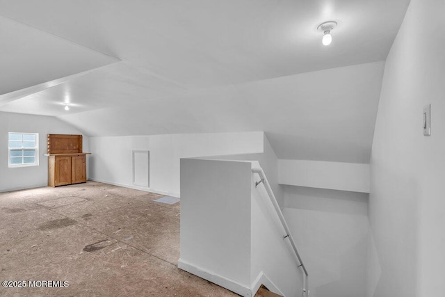 3 Marlborough Ct, Jackson, NJ 08527 - additional living space featuring vaulted ceiling