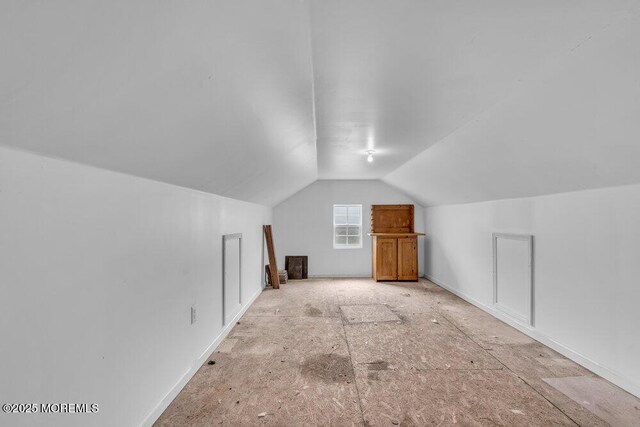 3 Marlborough Ct, Jackson, NJ 08527 - bonus room with baseboards and vaulted ceiling