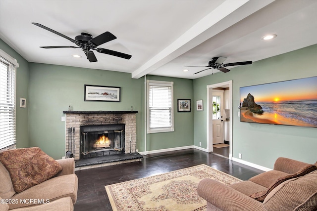 living area with recessed lighting, dark wood-style flooring, baseboards, and a ceiling fan