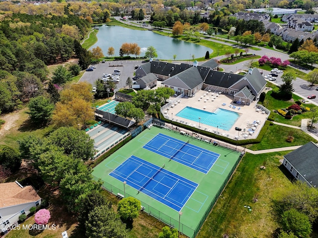 bird's eye view featuring a water view