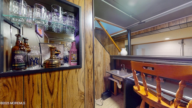 18 Forest Valley Dr, Toms River, NJ 08755 - misc room featuring bar