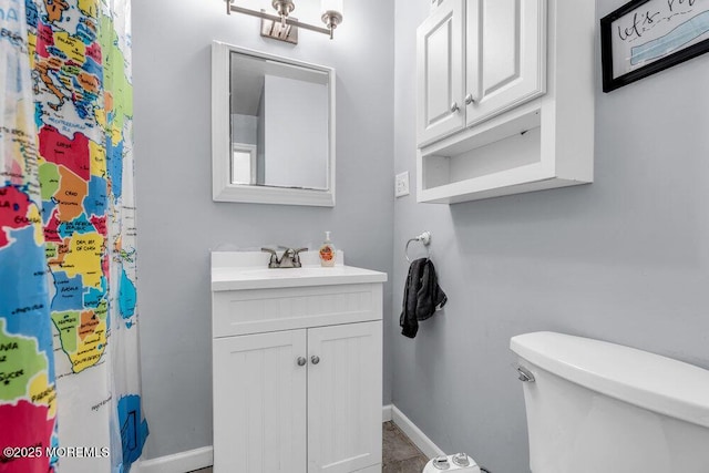 21 Dockage Rd, Bayville, NJ 08721 - full bathroom with vanity, toilet, baseboards, and curtained shower