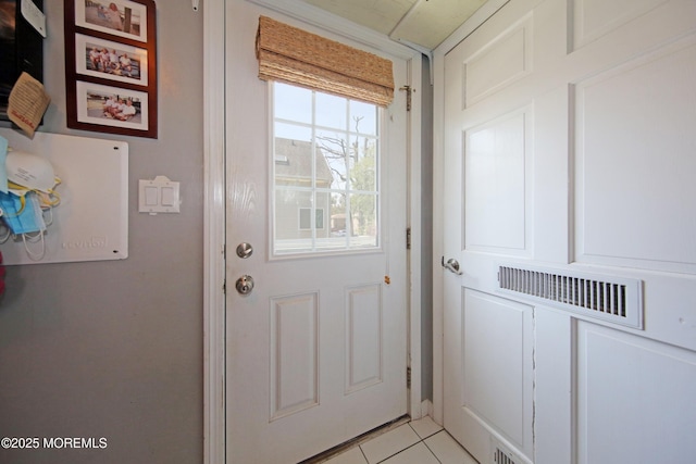 75 Gravelly Point Rd, Highlands, NJ 07732 - entryway featuring light tile patterned floors