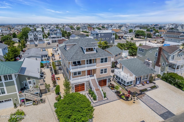 drone / aerial view featuring a residential view