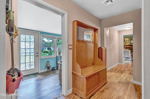 627 Huntington Dr Unit C, Lakewood, NJ 08701 - hallway featuring light wood finished floors and baseboards