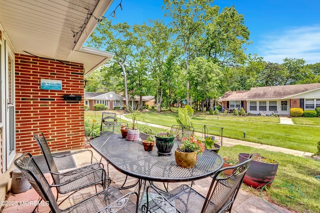 627 Huntington Dr Unit C, Lakewood, NJ 08701 - view of patio / terrace