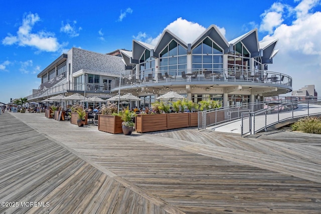 surrounding community with a deck