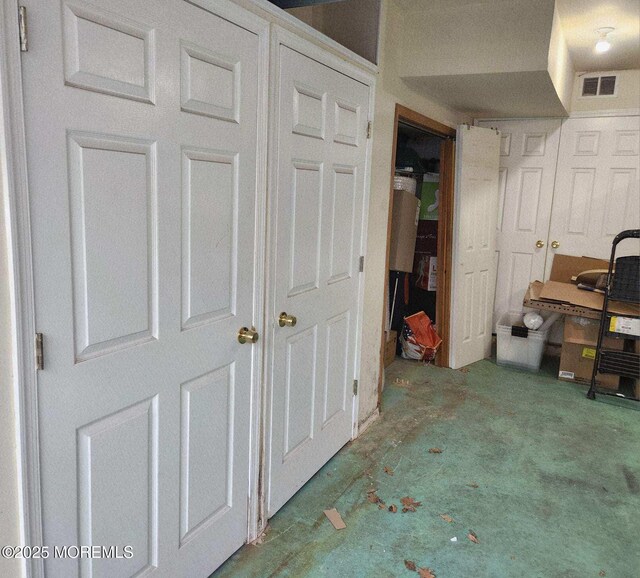 83 Nathan Blvd Unit 35, Sayreville, NJ 08859 - interior space featuring a closet and visible vents