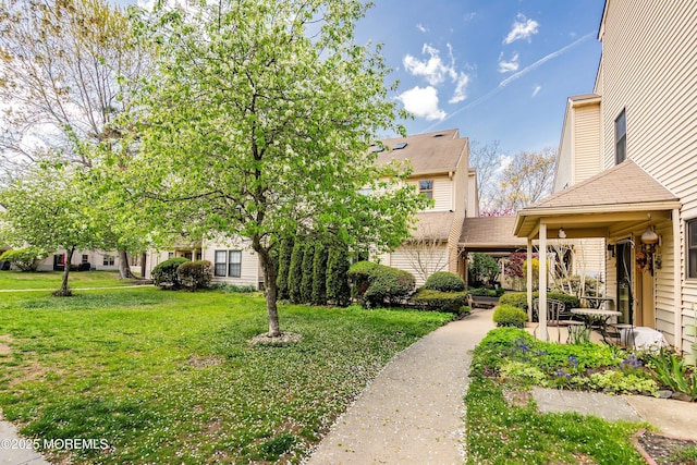 204 Begonia Ct, Jackson, NJ 08527 - view of property's community with a lawn and a patio