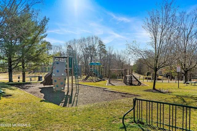 204 Begonia Ct, Jackson, NJ 08527 - community jungle gym with a yard