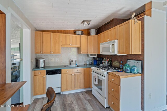40 Daddy Tucker Dr, Little Egg Harbor, NJ 08087
