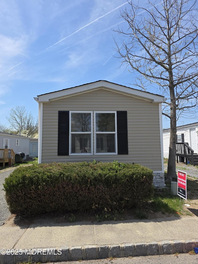 32 Citation St, Howell, NJ 07731 - view of side of property