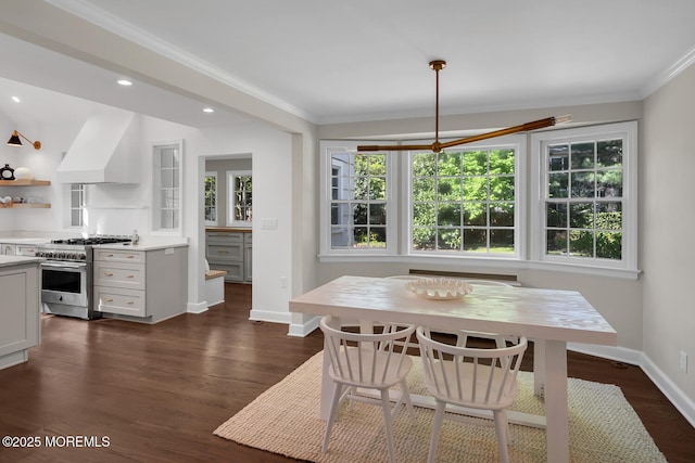 dining area featuring recessed lighting, baseboards, ornamental molding, and dark wood-type flooring
