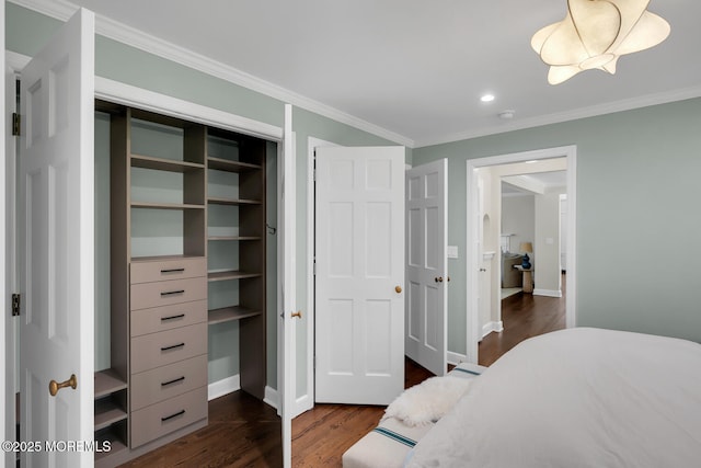 bedroom with baseboards, ornamental molding, dark wood-style flooring, and recessed lighting