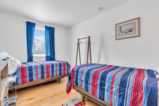 405 Sunset Dr S, Berkeley, NJ 08721 - bedroom featuring wood finished floors