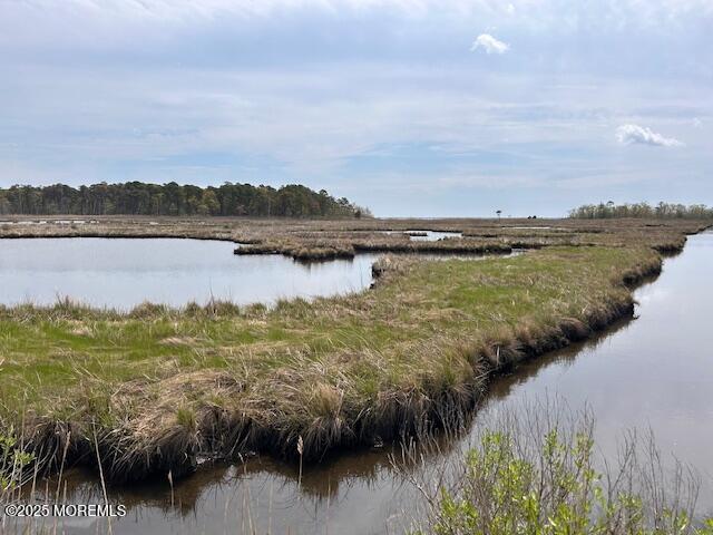 957 Harrison Rd, Toms River, NJ 08753 - water view