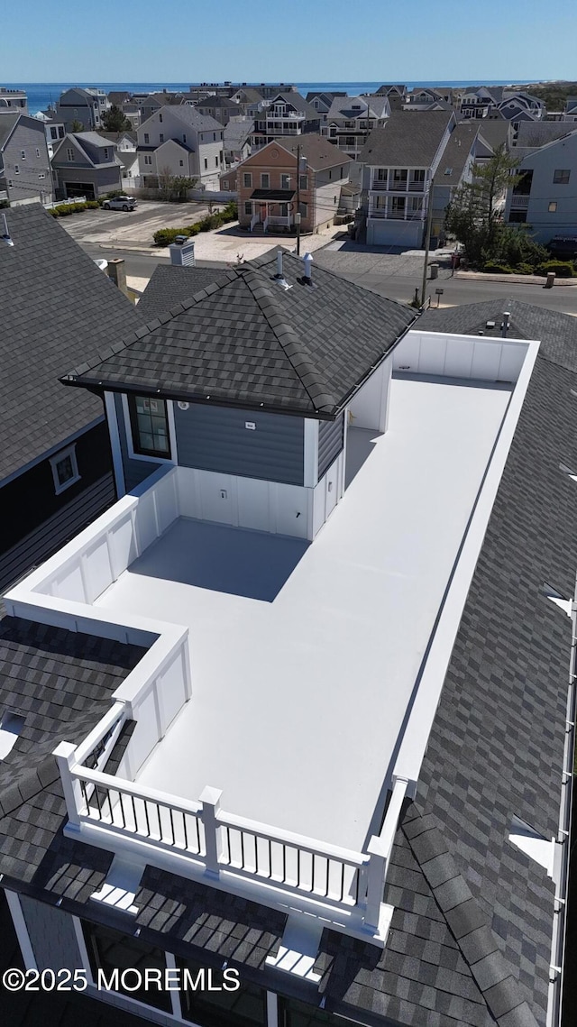 birds eye view of property featuring a residential view