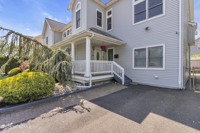 14 Dolan Ave, Aberdeen, NJ 07747 - view of front of property with a porch