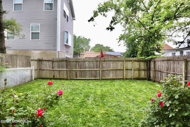 103 Carr Ave, Keansburg, NJ 07734 - view of yard