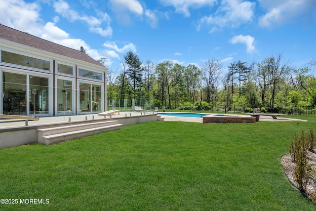 63 Carriage Hill Dr, Colts Neck, NJ 07722 - view of yard with fence and a pool with connected hot tub