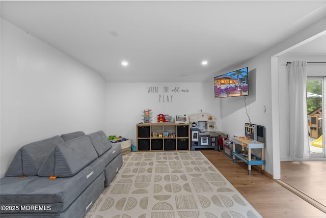 113 Darien Rd, Howell, NJ 07731 - living area featuring wood finished floors, recessed lighting, and baseboards