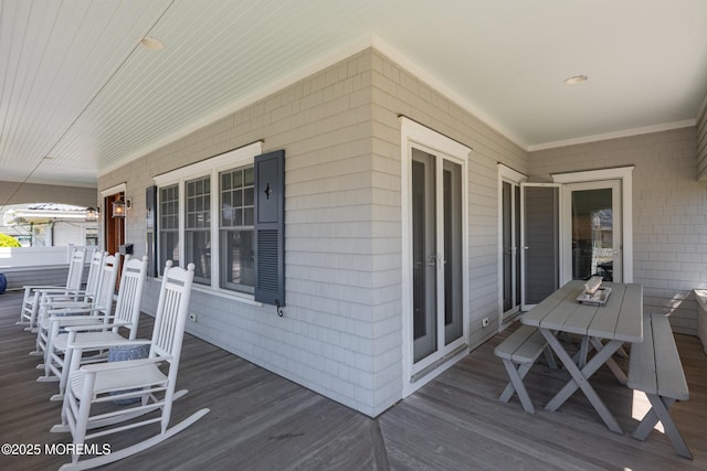 26 Bridge, Bay Head, NJ 08742 - wooden porch with outdoor dining space