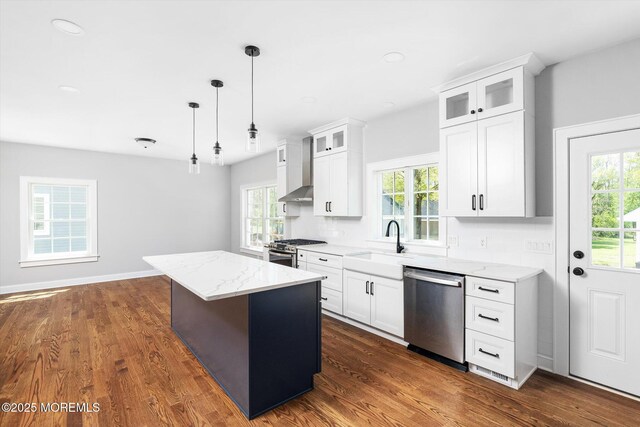 440 Ellisdale Rd, Chesterfield, NJ 08515 - kitchen featuring a kitchen island, appliances with stainless steel finishes, a wealth of natural light, and a sink