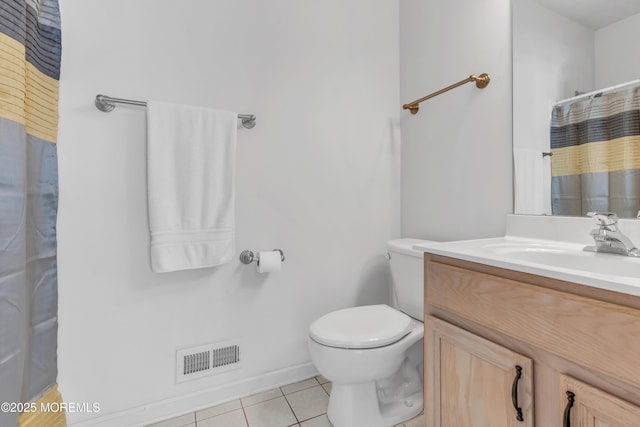 21 Edgeworth Cir, Manchester, NJ 08759 - bathroom featuring visible vents, vanity, toilet, tile patterned floors, and a shower with curtain