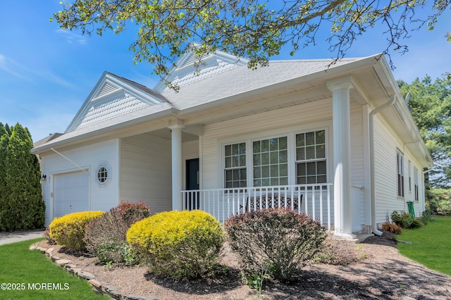 21 Edgeworth Cir, Manchester, NJ 08759 - ranch-style home featuring covered porch and a garage
