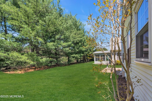 21 Edgeworth Cir, Manchester, NJ 08759 - view of yard featuring a sunroom