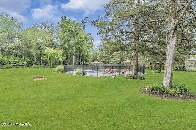 1570 Beaver Hollow Dr, Toms River, NJ 08755 - view of yard featuring a community pool and fence