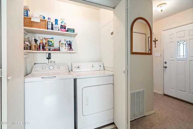 8 Constable St, Brick, NJ 08724 - laundry room with visible vents, laundry area, baseboards, and separate washer and dryer