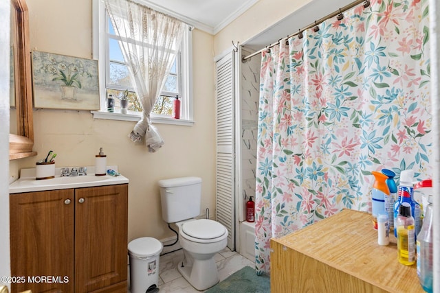 full bath featuring toilet, ornamental molding, shower / bath combination with curtain, and vanity