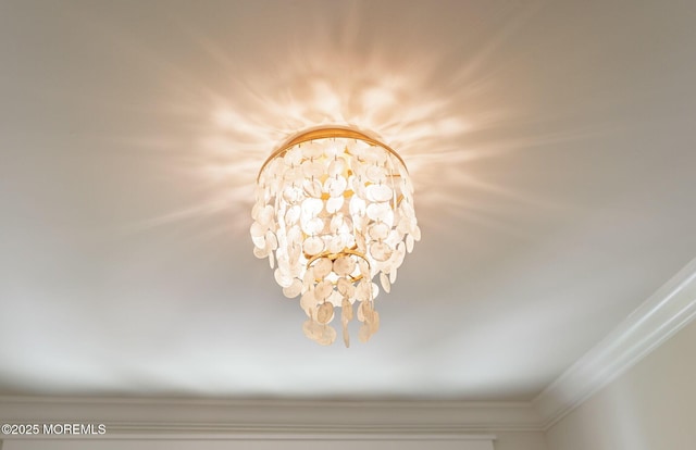 detailed view of crown molding